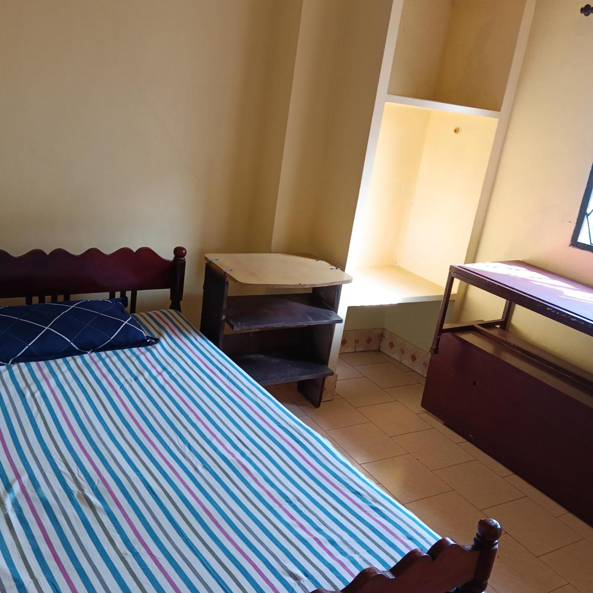 St. Antonys Lodge Kochi Esterno foto