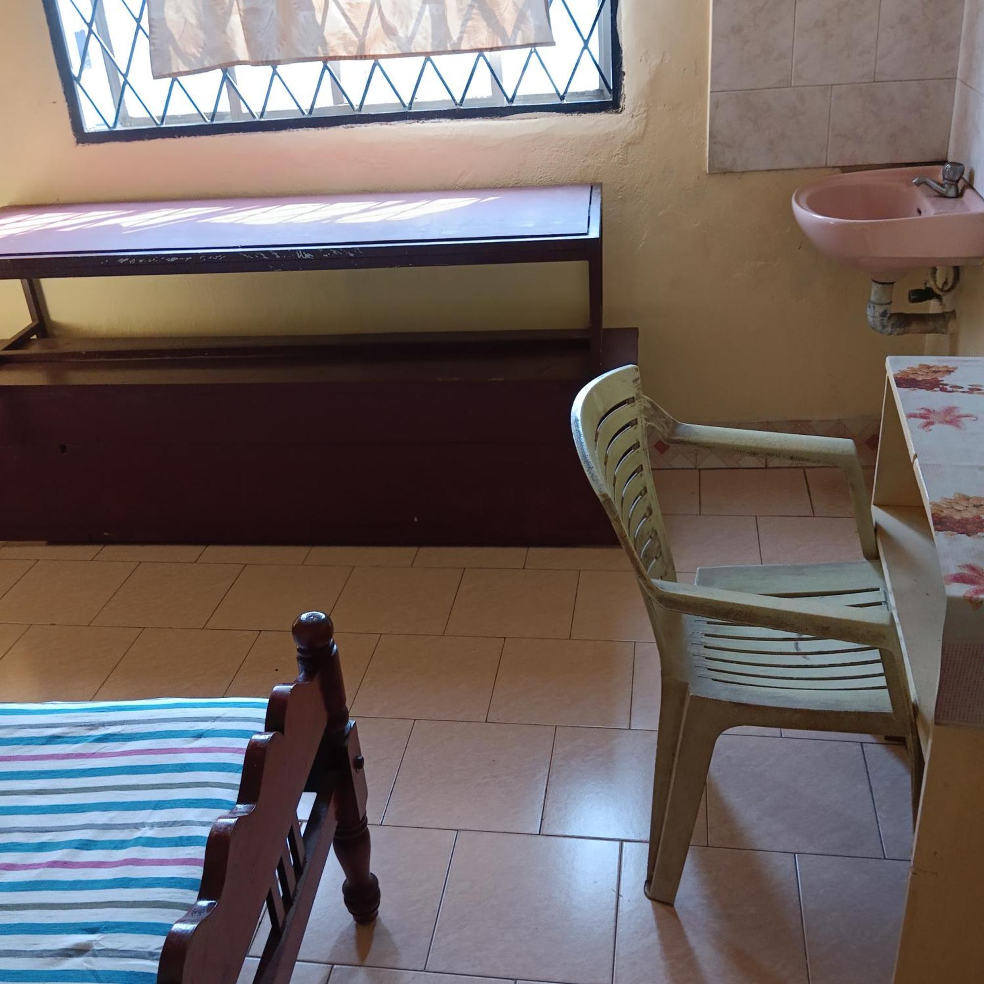 St. Antonys Lodge Kochi Esterno foto