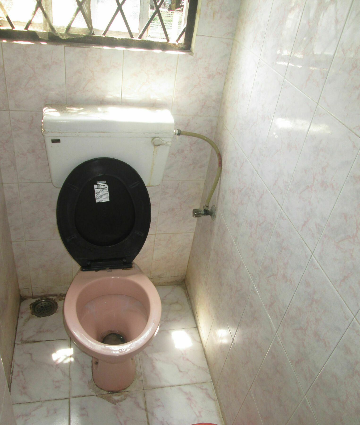 St. Antonys Lodge Kochi Esterno foto