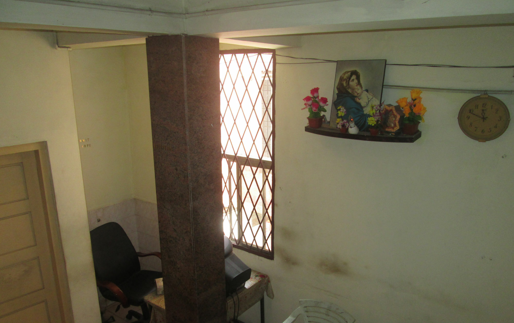 St. Antonys Lodge Kochi Esterno foto