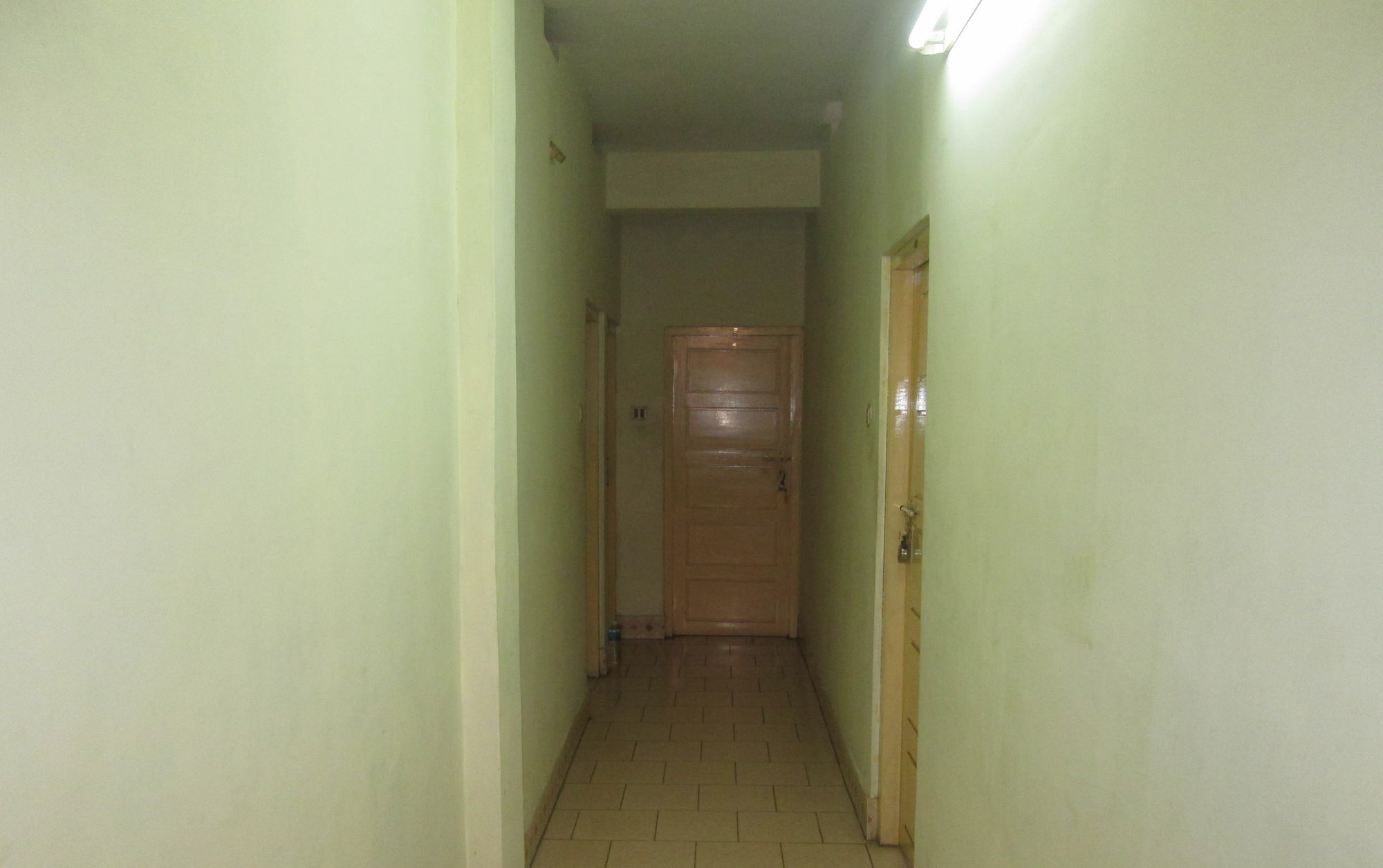 St. Antonys Lodge Kochi Esterno foto